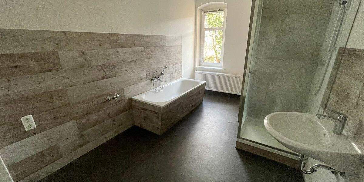 Etagenwohnung Aue Aue - 2 Zimmer, 52 m&sup2;, 299&euro; | Angebot:25473749