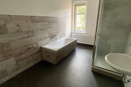 Wohnung Aue Aue - 2 Zimmer, 52 m&sup2;, 299&euro; | Angebot:25473749