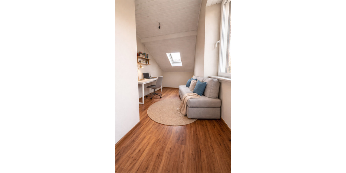 Dachgeschoßwohnung Weichering - 4 Zimmer, 98 m&sup2;, 1.195&euro; | Angebot:25839170