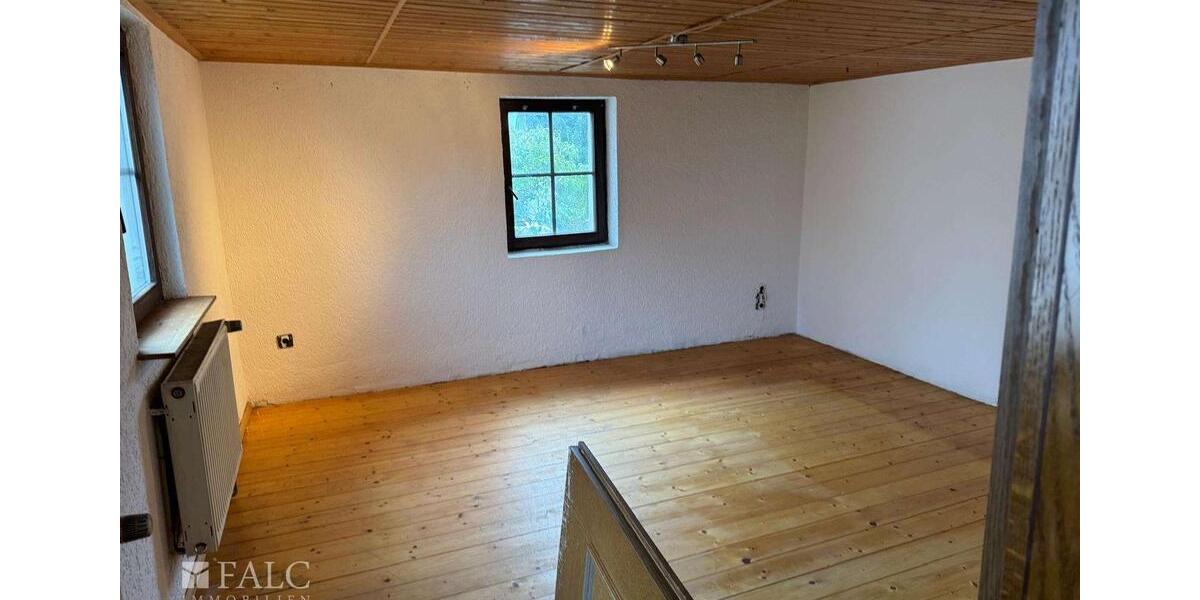 Einfamilienhaus Vestenbergsgreuth - 4 Zimmer, 180 m&sup2;, 1.100&euro; | Angebot:23991338