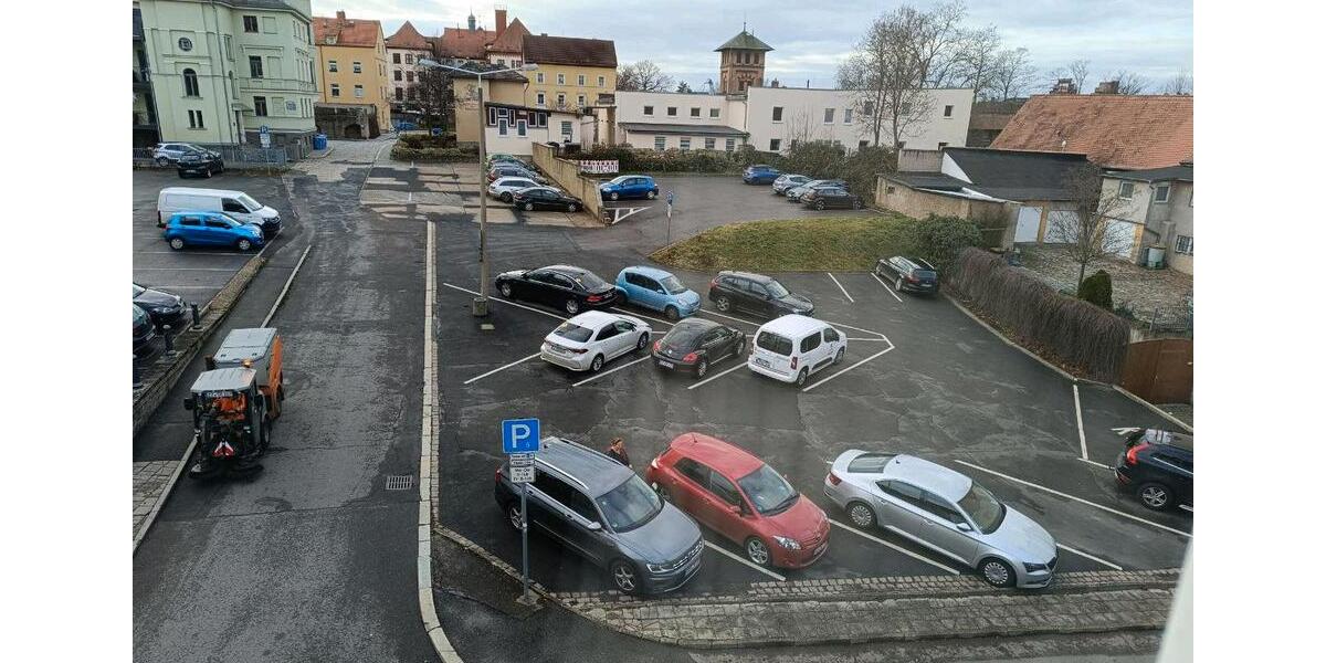 Einfamilienhaus Zeitz - 6 Zimmer, 300 m&sup2;, 1.600&euro; | Angebot:23649340