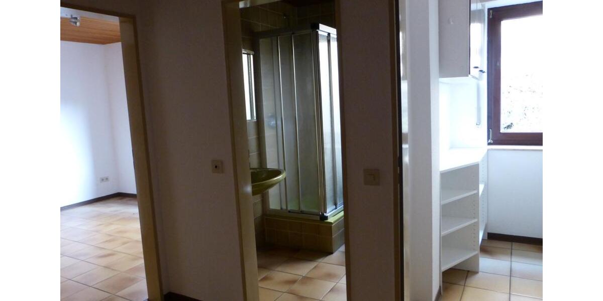 Etagenwohnung Höxter - 2 Zimmer, 40 m&sup2;, 400&euro; | Angebot:24381330