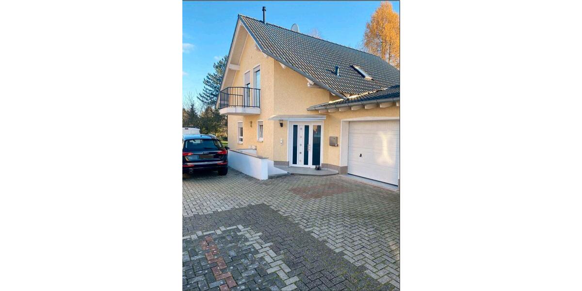 Erdgeschoßwohnung Stadtallendorf - 3 Zimmer, 100 m&sup2;, 900&euro; | Angebot:24867347