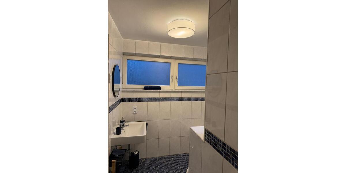 Etagenwohnung Wiesbaden Südost - 2 Zimmer, 70 m&sup2;, 1.335&euro; | Angebot:25968227