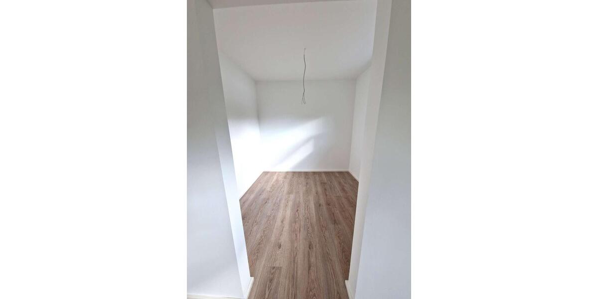Einfamilienhaus Schleiden - 5 Zimmer, 150 m&sup2;, 1.550&euro; | Angebot:26489523