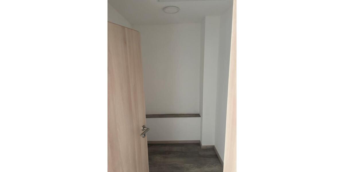 Etagenwohnung Siegen Kaan-Marienborn - 4 Zimmer, 120 m&sup2;, 1.320&euro; | Angebot:24221694
