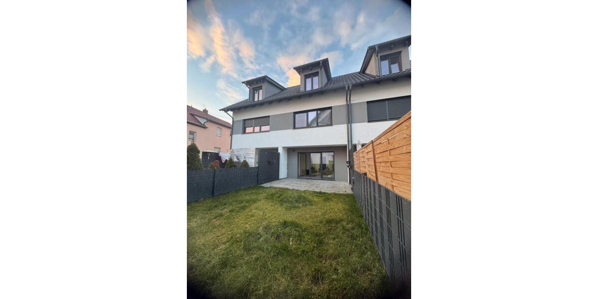 Reihenhaus Klingenmünster - 5 Zimmer, 108 m&sup2;, 1.250&euro; | Angebot:24815885