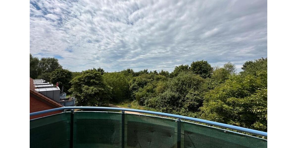 Helle moderne Maisonette Wohnung mit EKB, Balkon und Tiefgaragenplatz in Meerbusch-Osterath. 2 zimmer