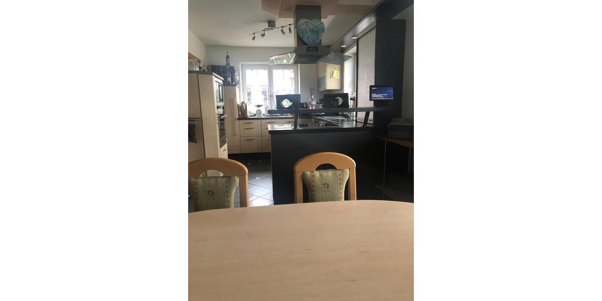 Wohnen auf Zeit Buch - 6 Zimmer, 25 m&sup2;, 500&euro; | Angebot:25986146