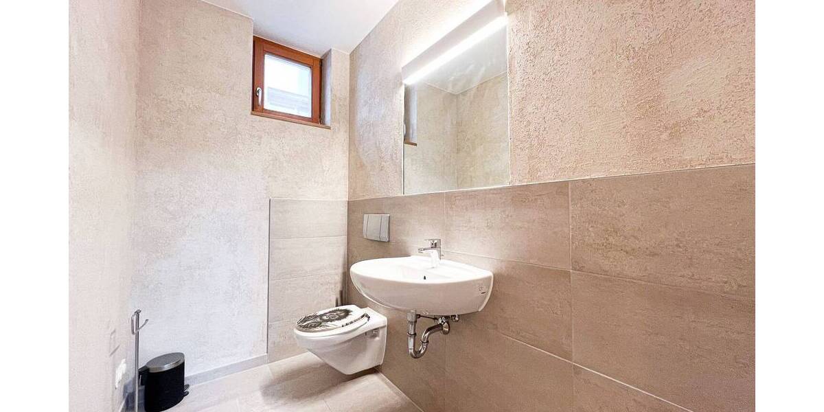 Etagenwohnung Merseburg Neumarkt (Vorstadt) - 3 Zimmer, 96 m&sup2;, 1.290&euro; | Angebot:25928769