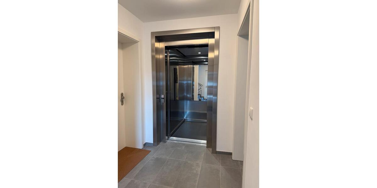 Maisonettenwohnung Rellingen - 4 Zimmer, 153 m&sup2;, 2.400&euro; | Angebot:25964787