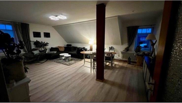 Etagenwohnung Erfde - 2 Zimmer, 90 m&sup2;, 750&euro; | Angebot:25822354