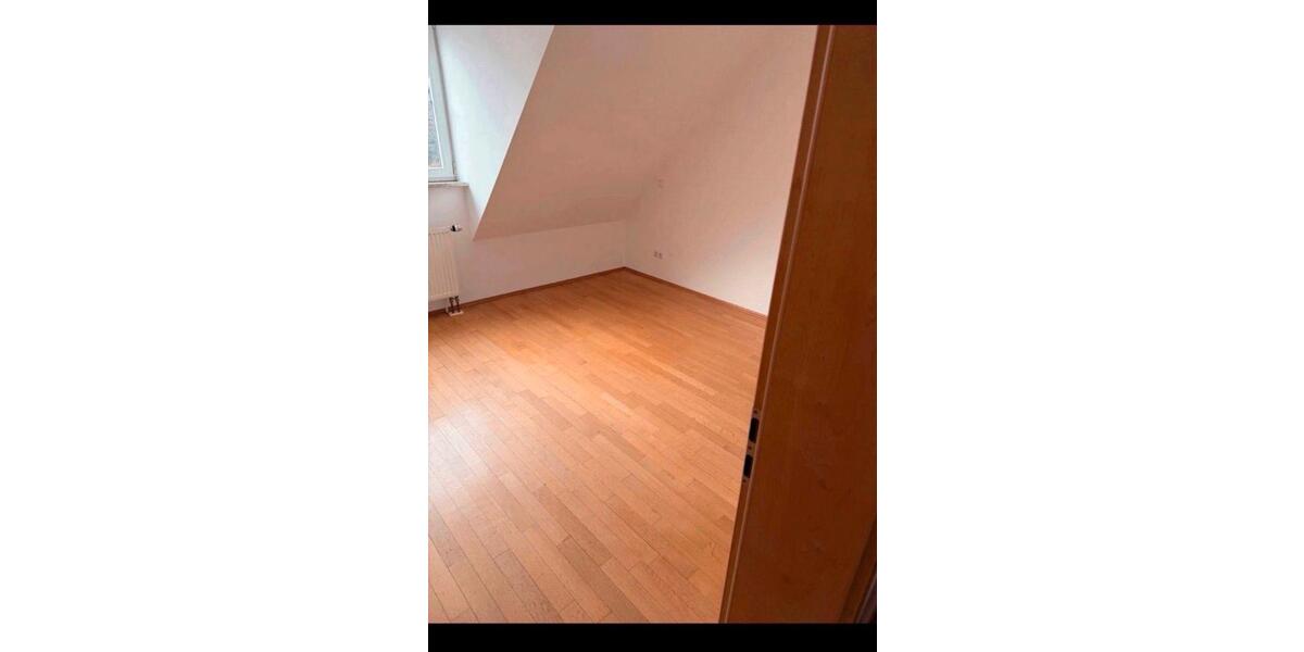 Dachgeschoßwohnung München Sendling-Westpark - 2 Zimmer, 60 m&sup2;, 1.490&euro; | Angebot:25905388