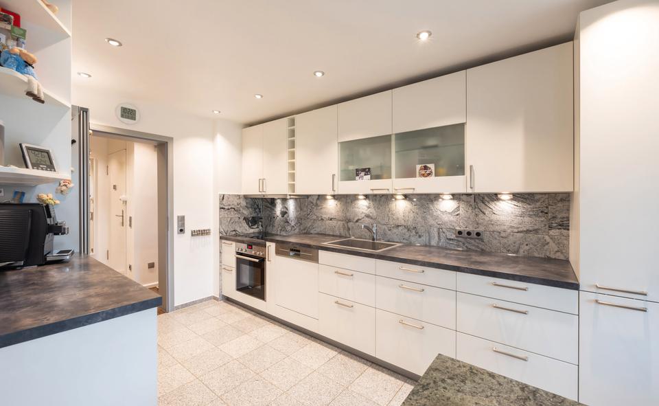 Etagenwohnung Germering - 3 Zimmer, 78 m&sup2;, 1.900&euro; | Angebot:25853810