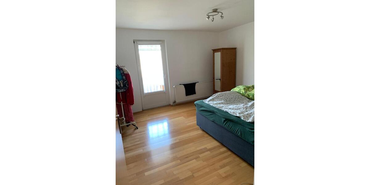 Etagenwohnung Warburg - 2 Zimmer, 75 m&sup2;, 550&euro; | Angebot:25376617