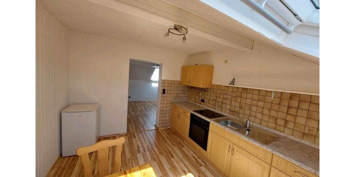 Dachgeschoßwohnung Stolberg (Rhld.) Gressenich - 2 Zimmer, 45 m&sup2;, 550&euro; | Angebot:25378611