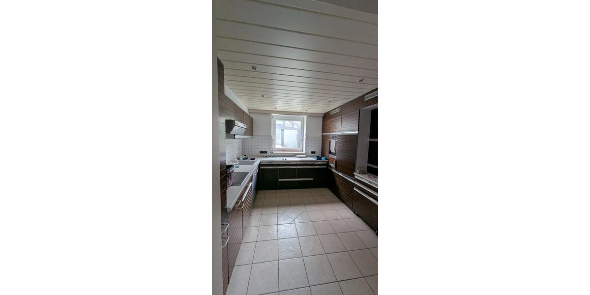 Erdgeschoßwohnung Bad Wörishofen - 5 Zimmer, 140 m&sup2;, 1.450&euro; | Angebot:26653311