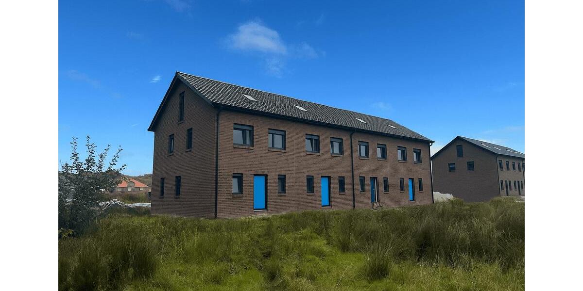 Rastede - Im Göhlen: Neubau-Reihenmittelhaus mit Einbauküche als Erstbezug 5 zimmer