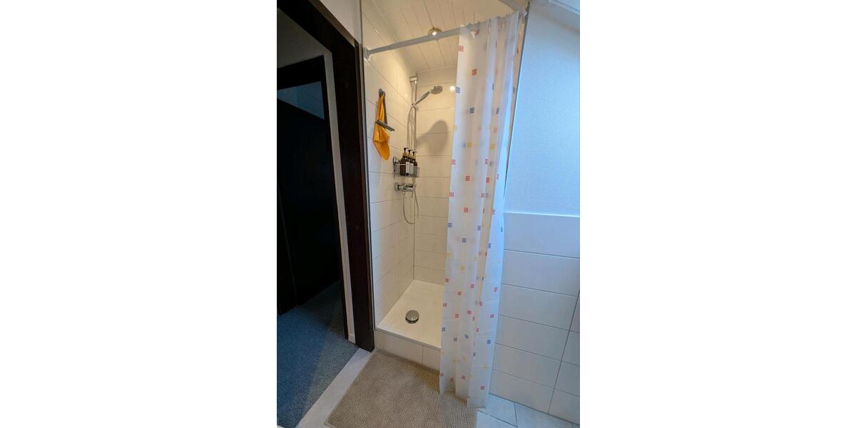 Dachgeschoßwohnung Rottenburg am Neckar - 2 Zimmer, 70 m&sup2;, 800&euro; | Angebot:24944948