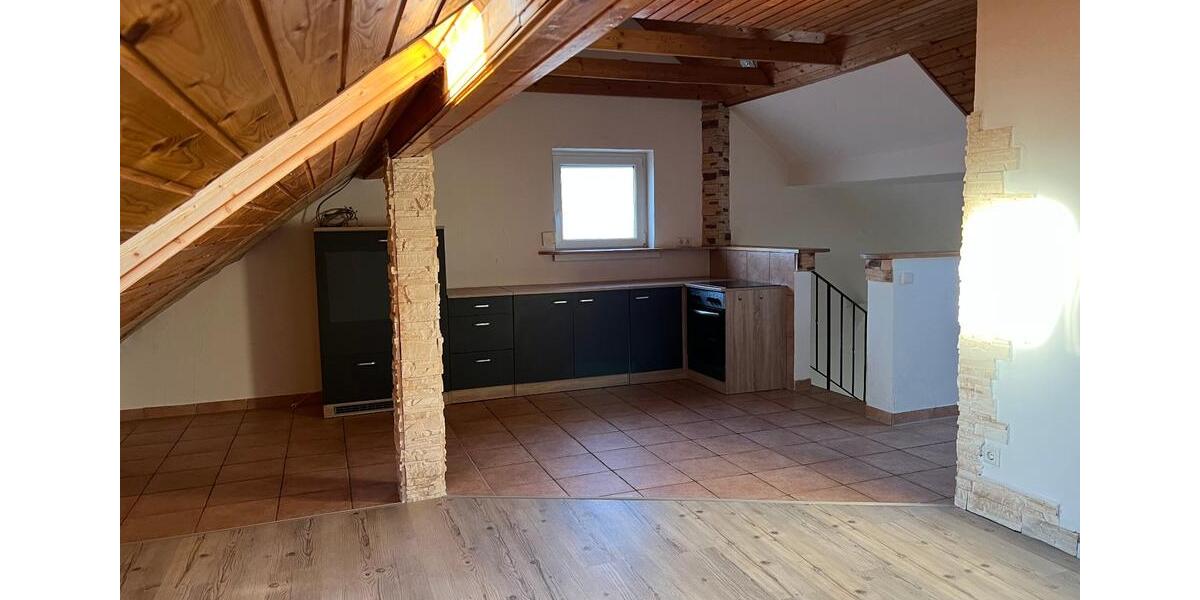 Dachgeschoßwohnung Beilngries - 1 Zimmer, 63 m&sup2;, 550&euro; | Angebot:25178613