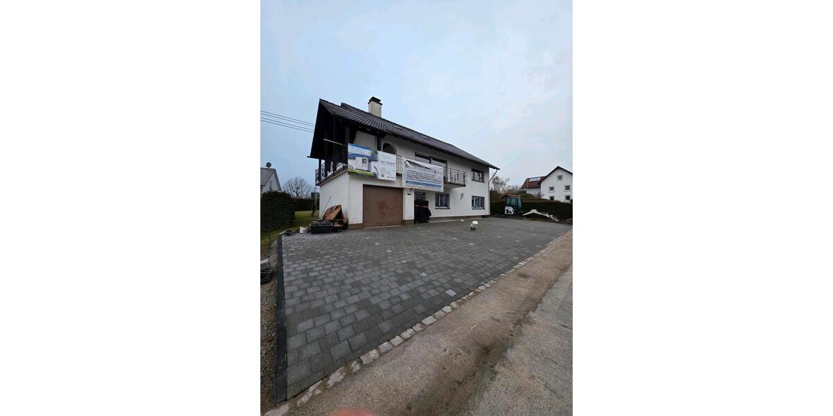 Dachgeschoßwohnung Rheinfelden (Baden) - 3 Zimmer, 80 m&sup2;, 1.200&euro; | Angebot:26400920