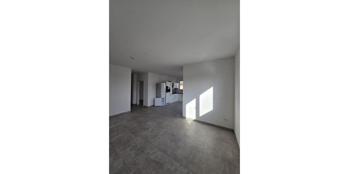 Etagenwohnung Elsenfeld - 3 Zimmer, 81 m&sup2;, 1.100&euro; | Angebot:24432876