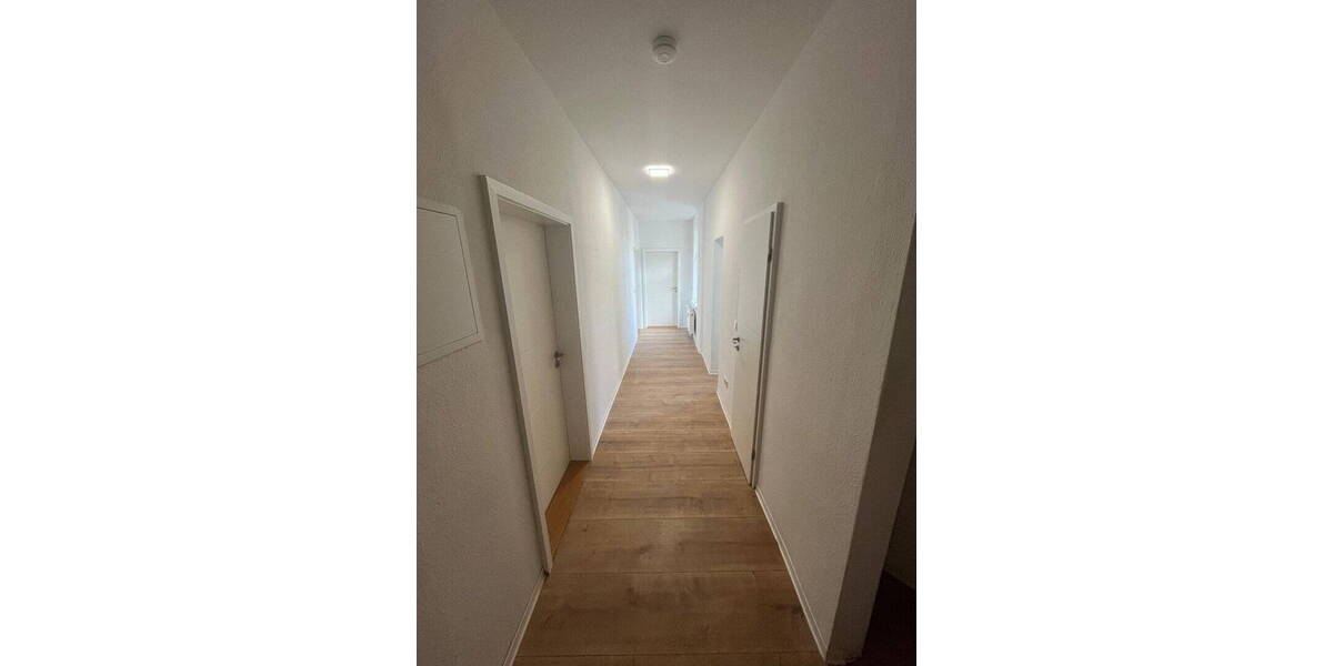 Etagenwohnung Gera Innenstadt - 2 Zimmer, 66 m&sup2;, 429&euro; | Angebot:26800183