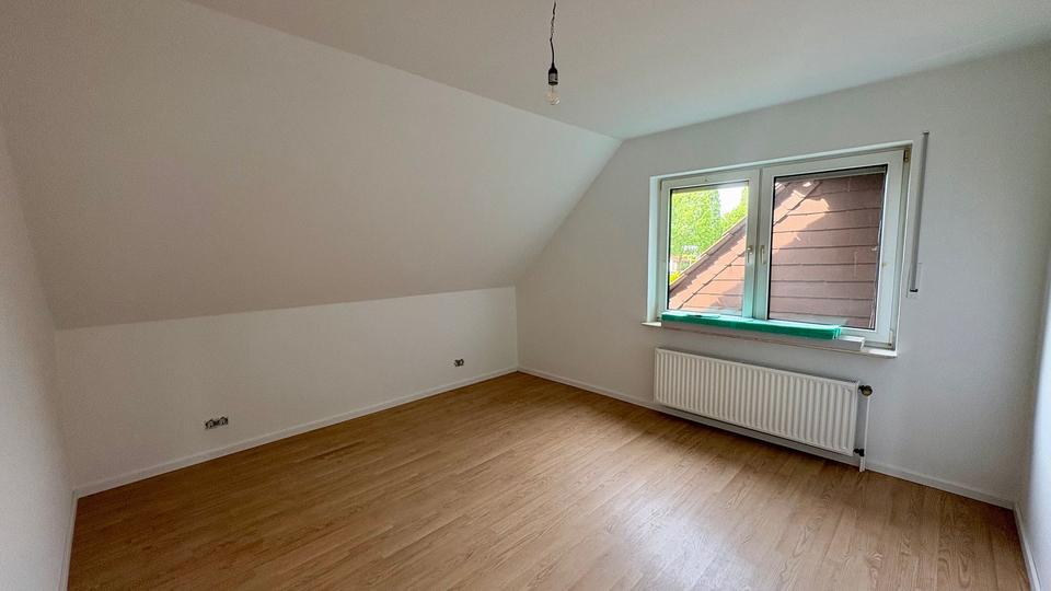 Dachgeschoßwohnung Bersenbrück - 3 Zimmer, 86 m&sup2;, 620&euro; | Angebot:26636412