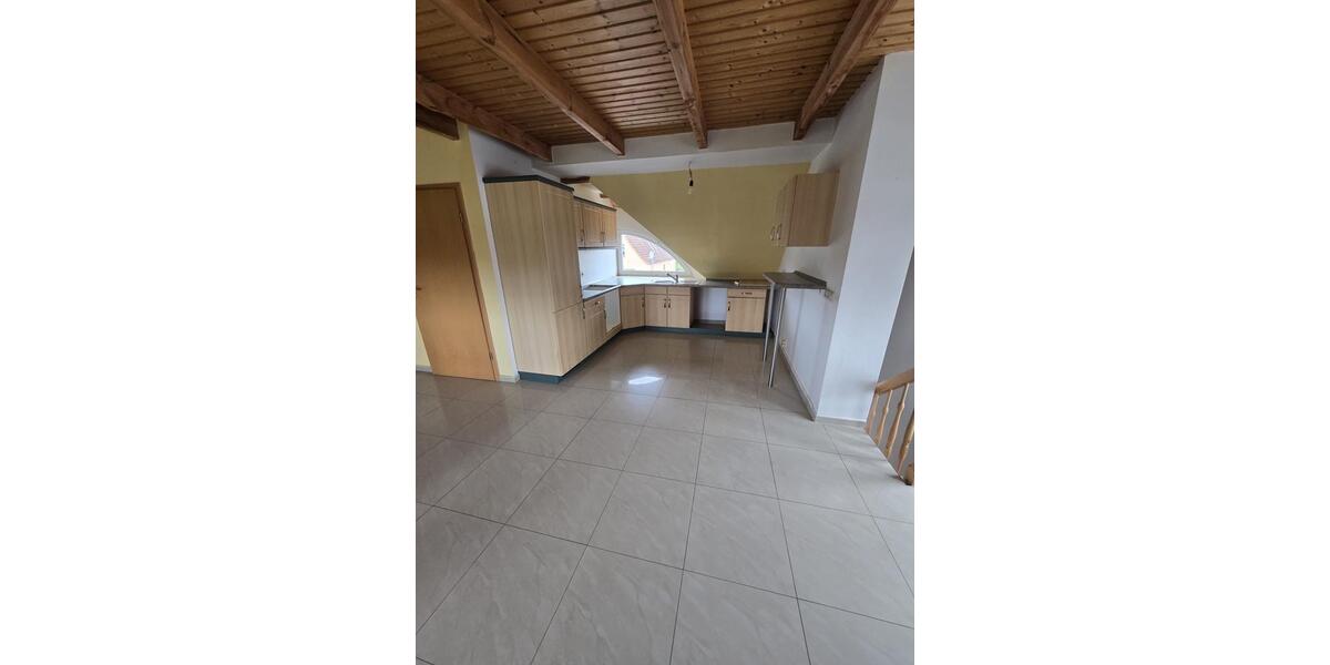 Etagenwohnung Jerichow - 6 Zimmer, 198 m&sup2;, 1.300&euro; | Angebot:26561573