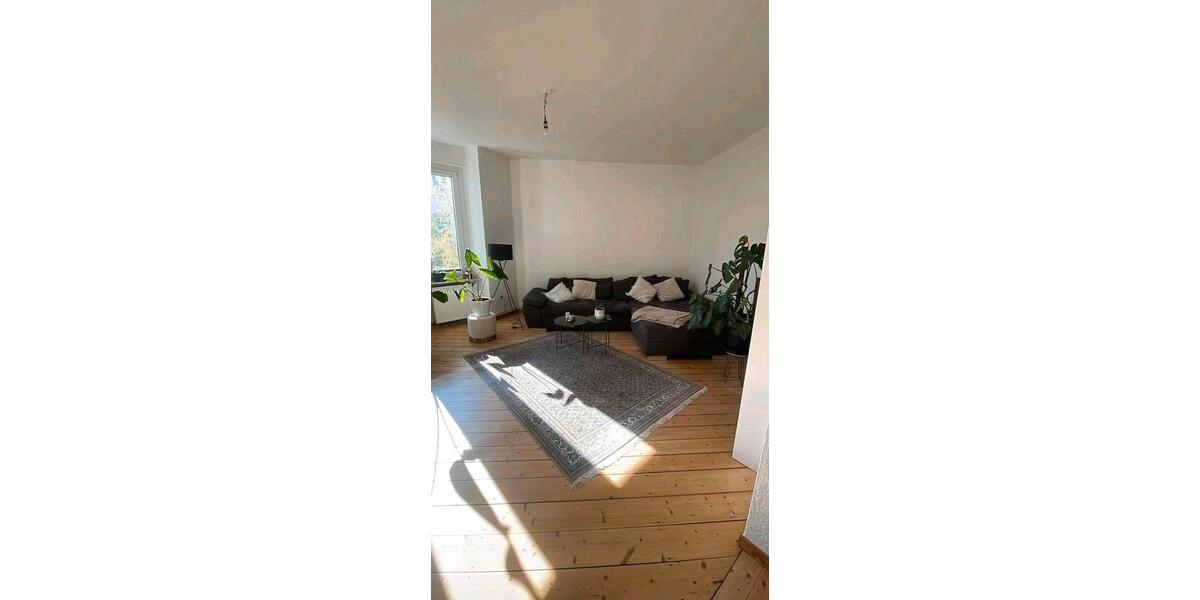 Etagenwohnung Braunschweig Wabe-Schunter-Beberbach - 3 Zimmer, 100 m&sup2;, 1.200&euro; | Angebot:26300747