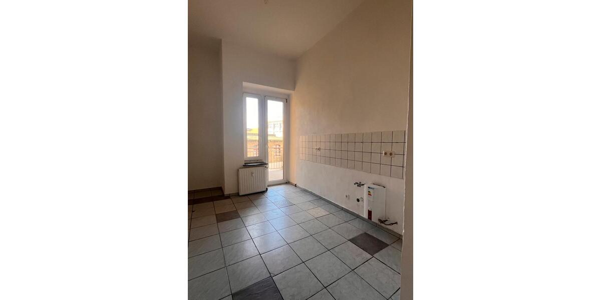 Charmante 4-Raum-Wohnung mit Balkon in Weißenfels 4 zimmer