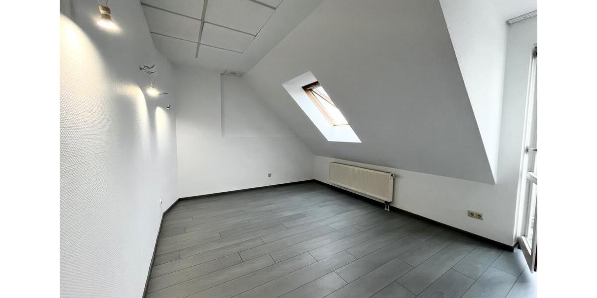 Etagenwohnung Püttlingen - 1 Zimmer, 80 m&sup2;, 790&euro; | Angebot:25875515