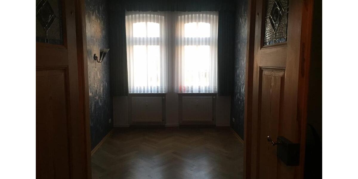 Erdgeschoßwohnung Bitterfeld-Wolfen Bitterfeld - 5 Zimmer, 125 m&sup2;, 1.000&euro; | Angebot:26419946