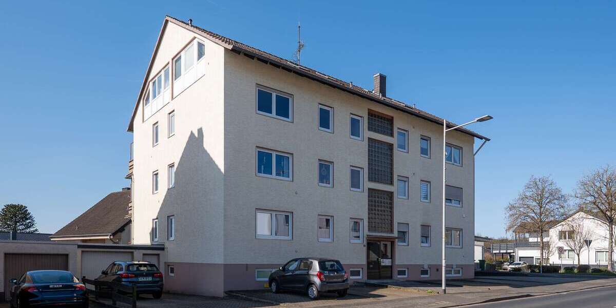 Etagenwohnung Siegburg - 4 Zimmer, 106 m&sup2;, 1.100&euro; | Angebot:27037444