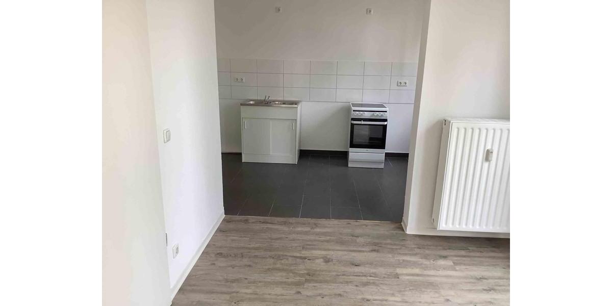 Etagenwohnung Potsdam Drewitz - 3 Zimmer, 84 m&sup2;, 879&euro; | Angebot:25263259