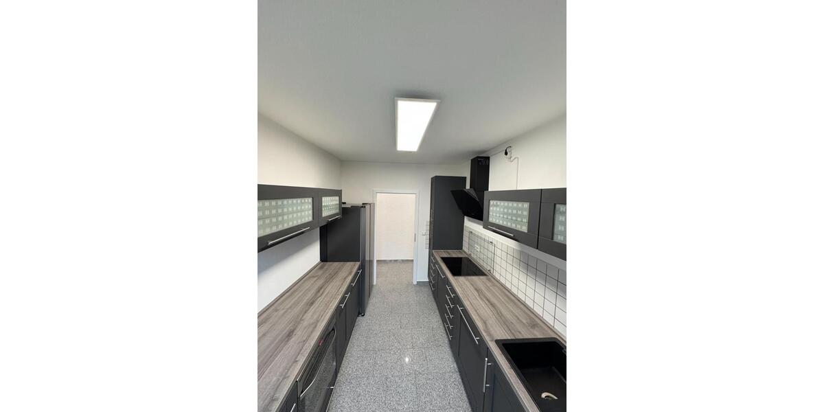 Etagenwohnung Mannheim Sandhofen - 5 Zimmer, 105 m&sup2;, 1.300&euro; | Angebot:26137220