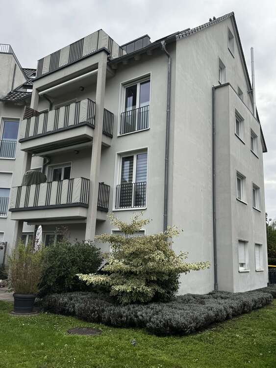 Wohnung zum Mieten in Frankfurt 1.750 € 108 m² 3 zimmer