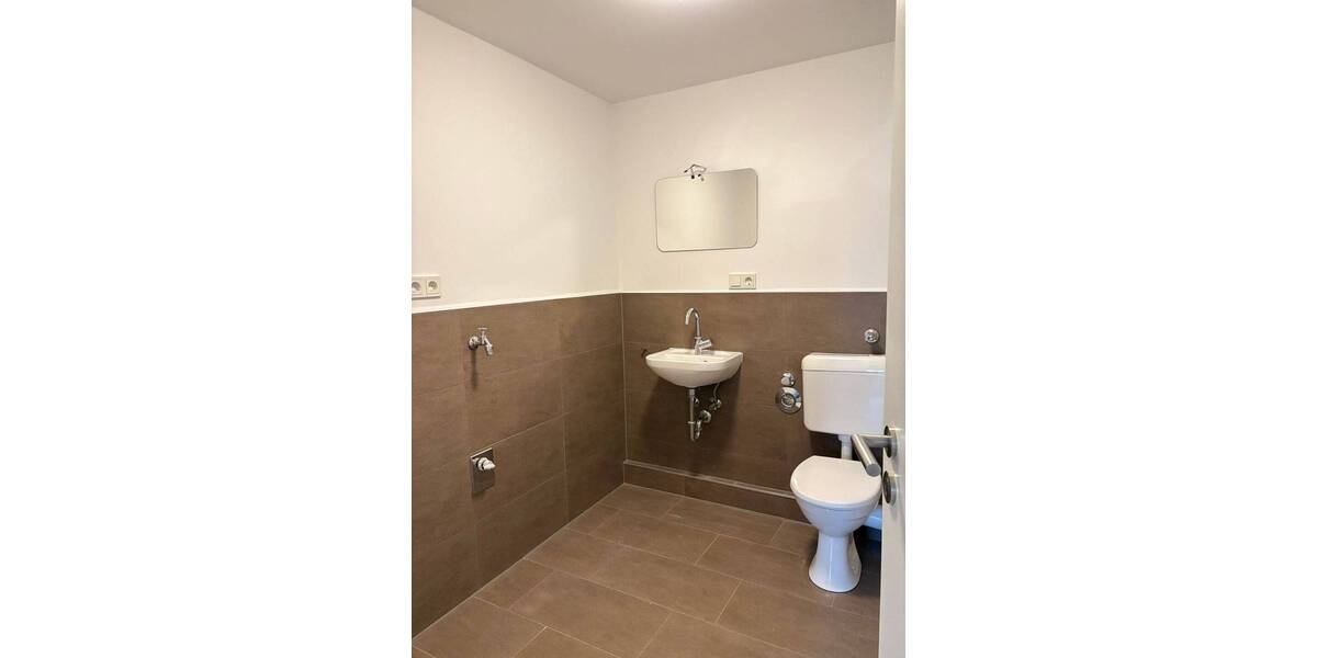 Etagenwohnung Trier Innenstadt - 3 Zimmer, 92 m&sup2;, 1.200&euro; | Angebot:26684523