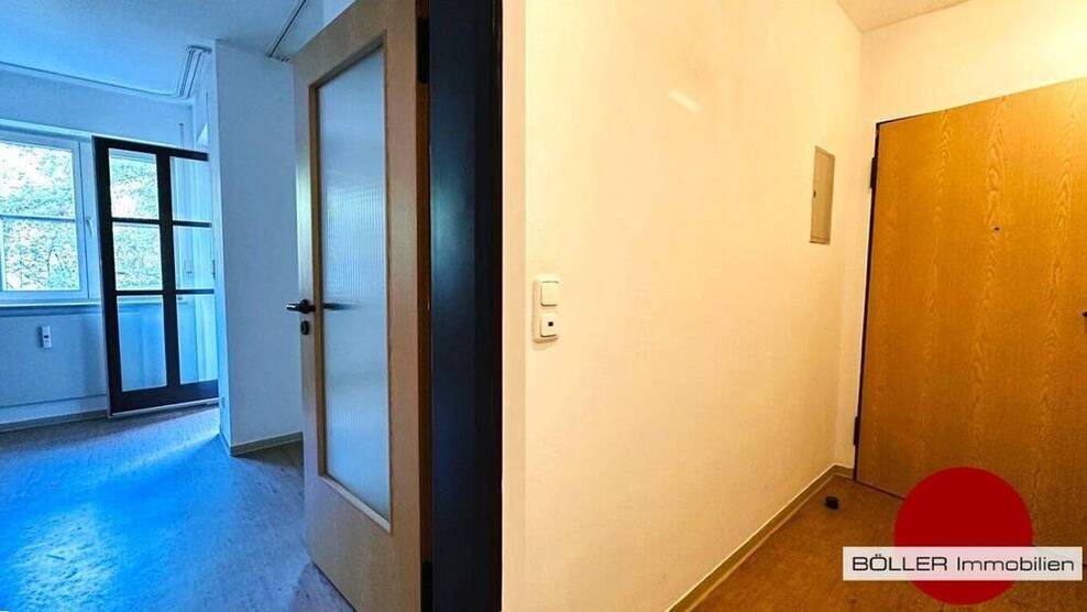 Klein! Fein! Mein! 1-Zi. Apartment mit Balkon direkt an der Hallerwiese!