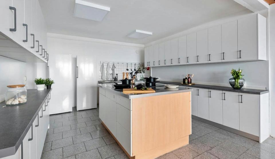Wohnen auf Zeit Ludwigsburg Eglosheim - 1 Zimmer, 10 m&sup2;, 439&euro; | Angebot:26306398