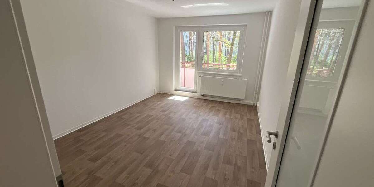 Etagenwohnung Eberswalde Brandenburgisches Viertel - 3 Zimmer, 61 m&sup2;, 520&euro; | Angebot:27362133