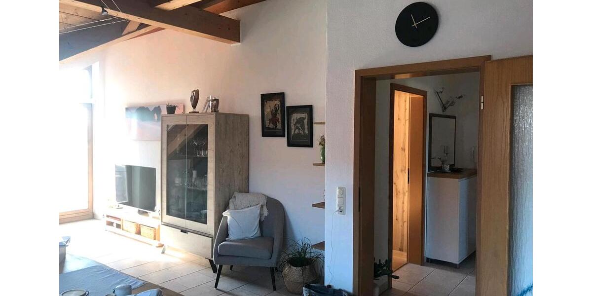 Dachgeschoßwohnung Unterneukirchen - 2 Zimmer, 56 m&sup2;, 695&euro; | Angebot:26690715