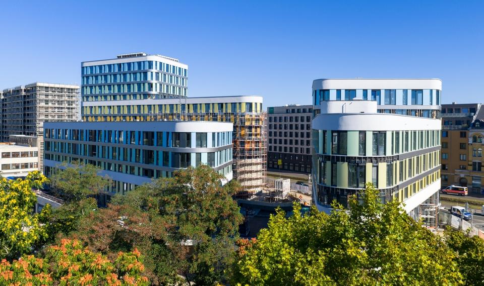 Dachgeschoßwohnung Leipzig Mitte - 3 Zimmer, 77 m&sup2;, 1.385&euro; | Angebot:26677010