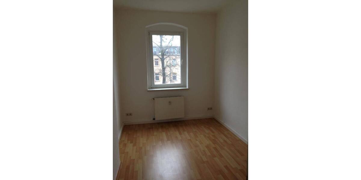 Etagenwohnung Mittweida - 3 Zimmer, 67 m&sup2;, 390&euro; | Angebot:26015682