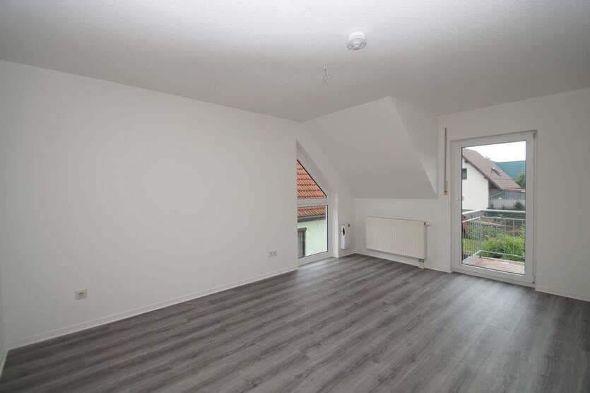 Familien aufgepasst! Schöne Doppelhaushälfte mit Keller + Stellplatz nahe Halle (Saale)! 4 zimmer