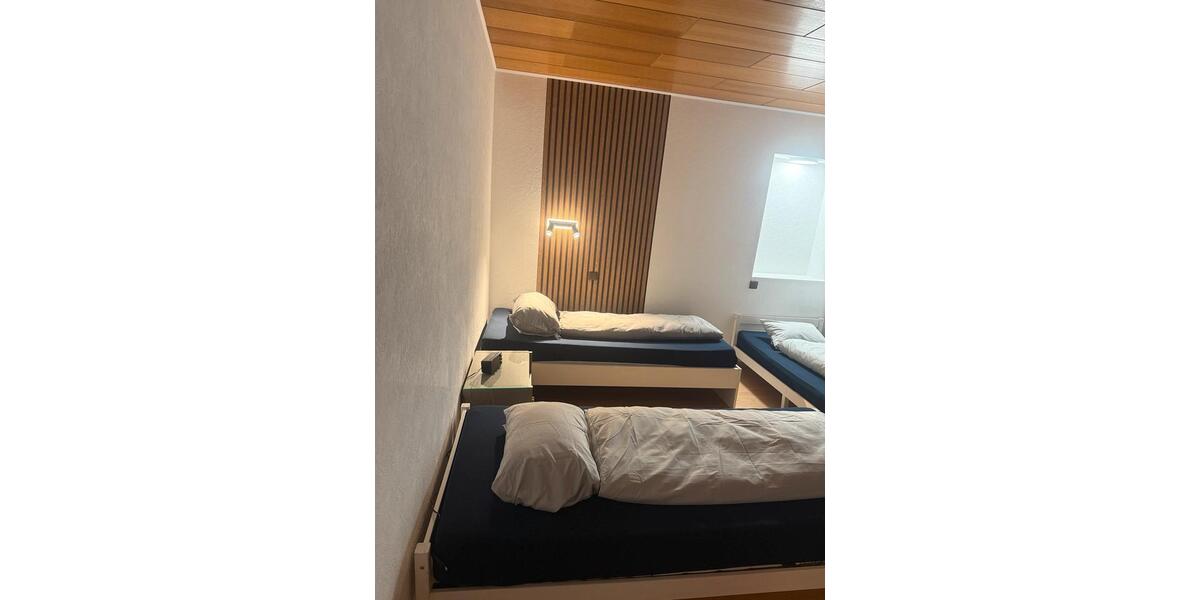 Wohnen auf Zeit Baddeckenstedt - 6 Zimmer, 200 m&sup2;, 18&euro; | Angebot:25424830