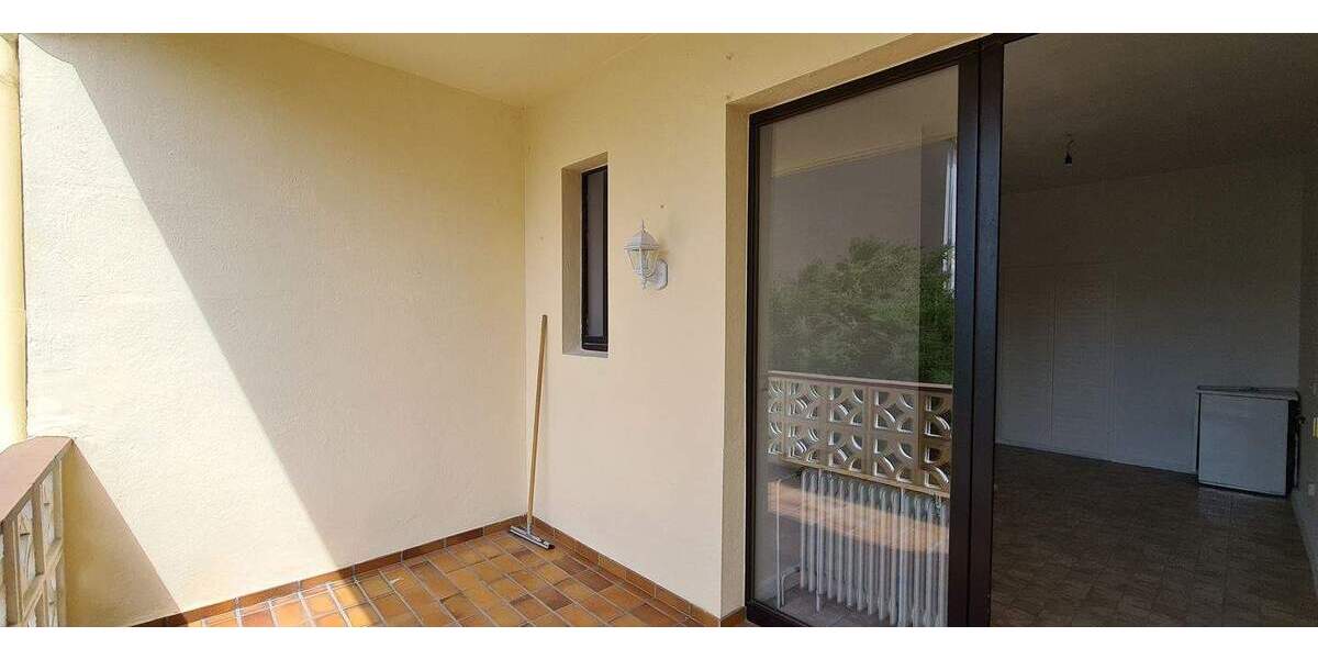 Etagenwohnung Mönchengladbach Stadtmitte - 3 Zimmer, 83 m&sup2;, 830&euro; | Angebot:24713355