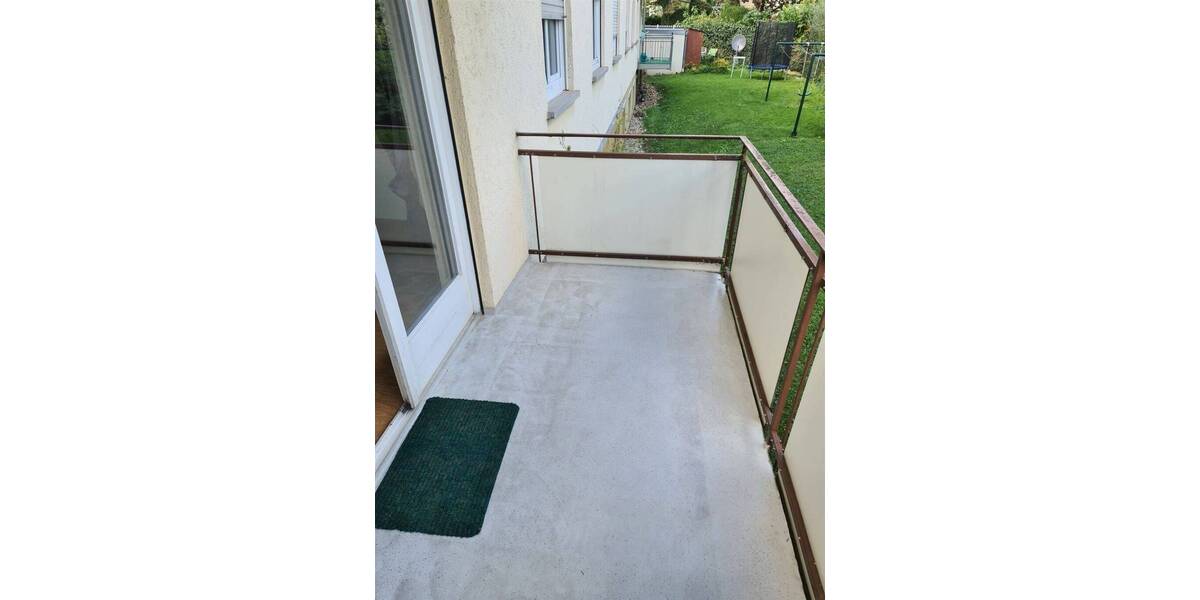 Etagenwohnung Ebringen - 4 Zimmer, 110 m&sup2;, 1.420&euro; | Angebot:26330161