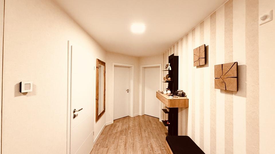 Mehrfamilienhaus, Wohnhaus Döbeln - 8 Zimmer, 200 m&sup2;, 2.500&euro; | Angebot:25612550