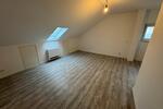 Dachgeschoßwohnung Gernsheim - 4 Zimmer, 86 m&sup2;, 1.150&euro; | Angebot:26006065
